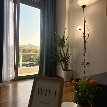 Vibes דירה טיראנה